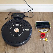iRobot Roomba 587 Vacuum